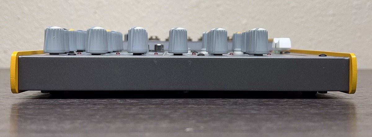 TAPCO MIX100 アナログミキサー TAPCO MIX100 アナログミキサー TAPCO