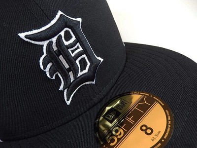 レア】 J DILLA着用 復刻 MLB デトロイト・タイガース DONUTS レア】 J