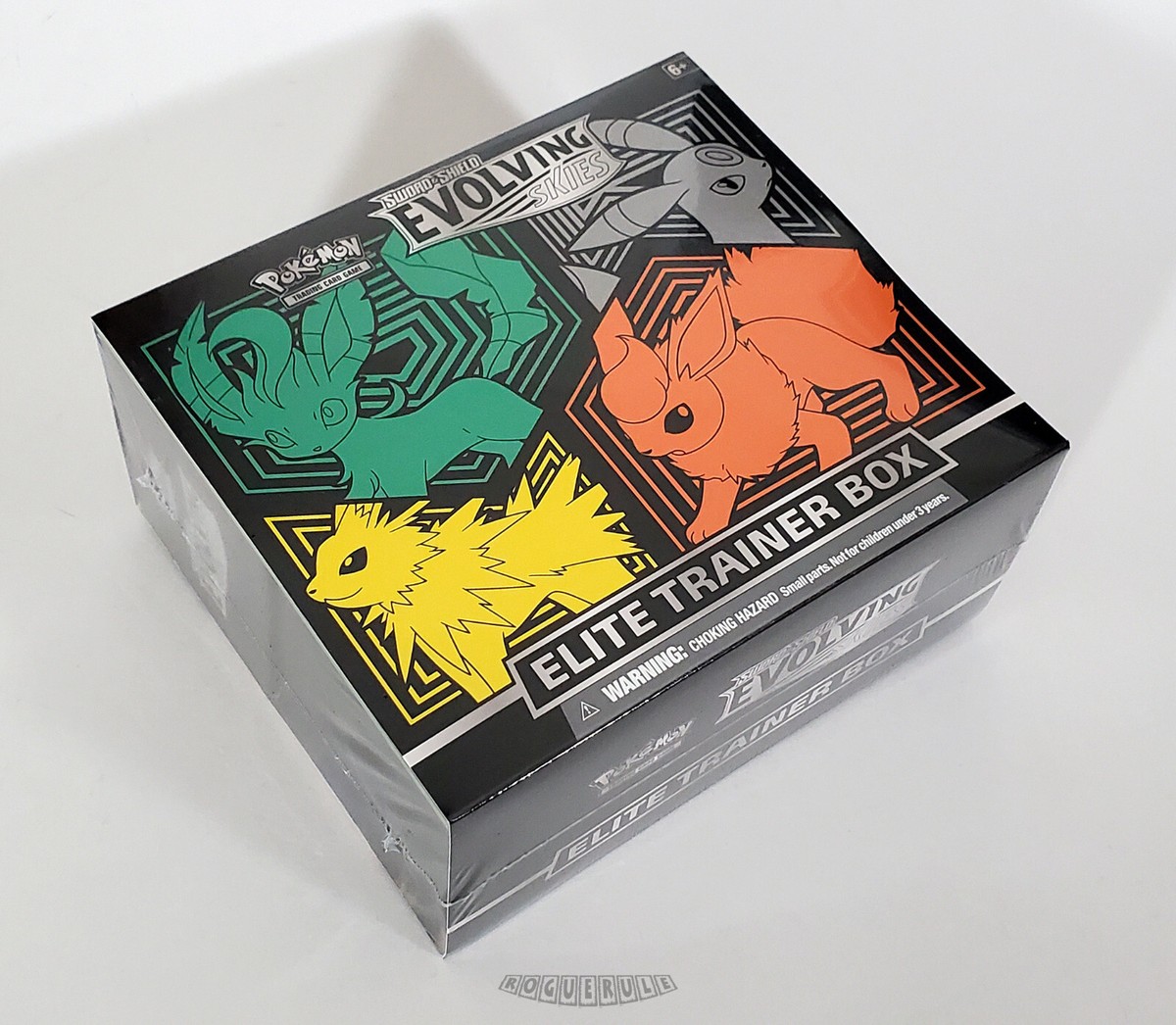 週末特価】EVOLVING SKIES Elite Trainer Box Pokemon TCG Evolving