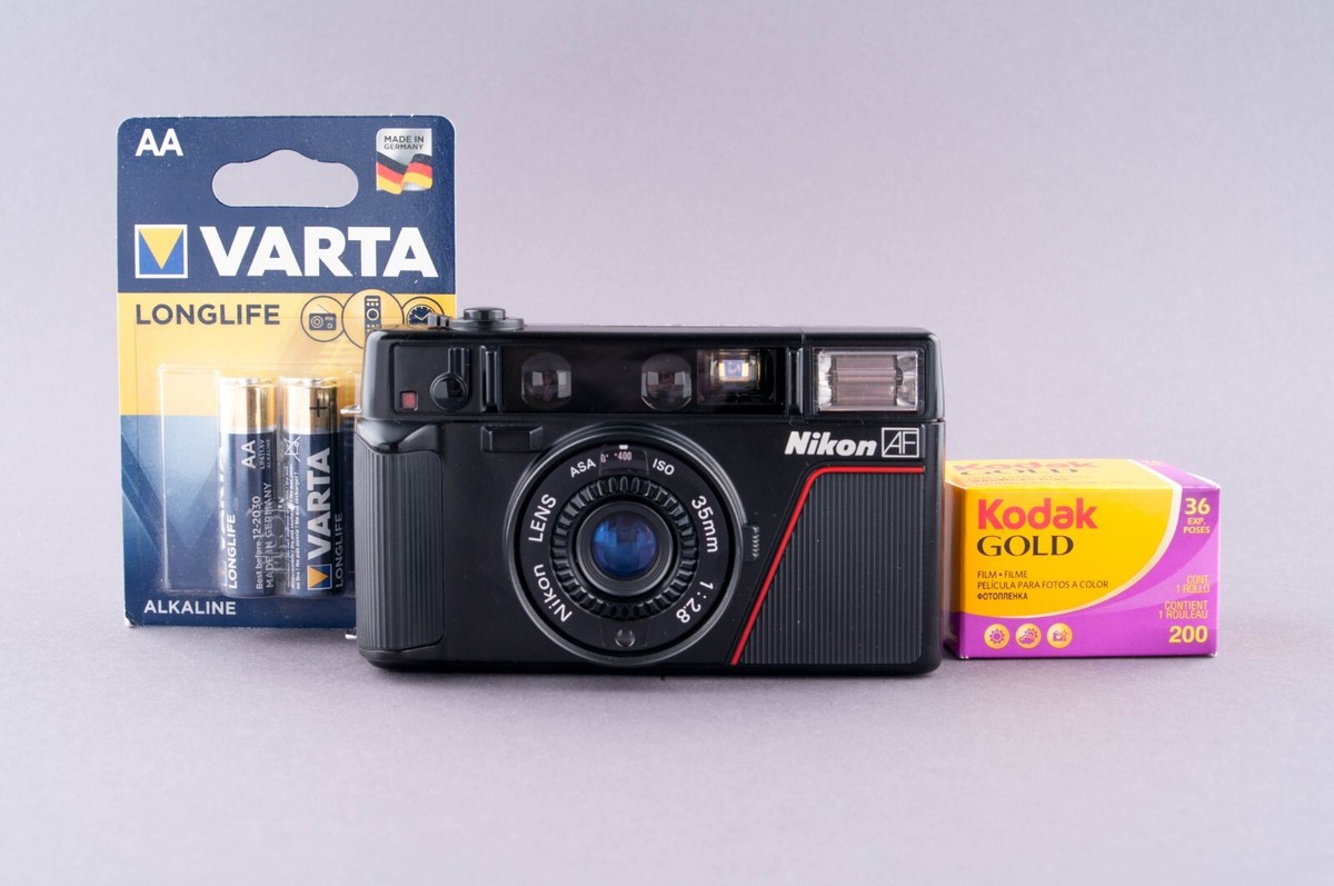 Nikon L35AF ISO400 35mm Point and Shoot Film Camera | eBay