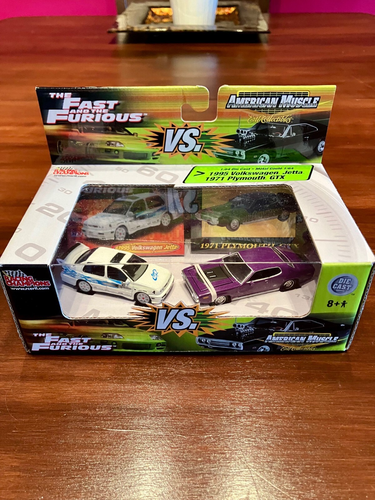 ミニカー FAST&FURIOUS JETTA VS PLYMOUTH GTX ミニカー FAST&FURIOUS