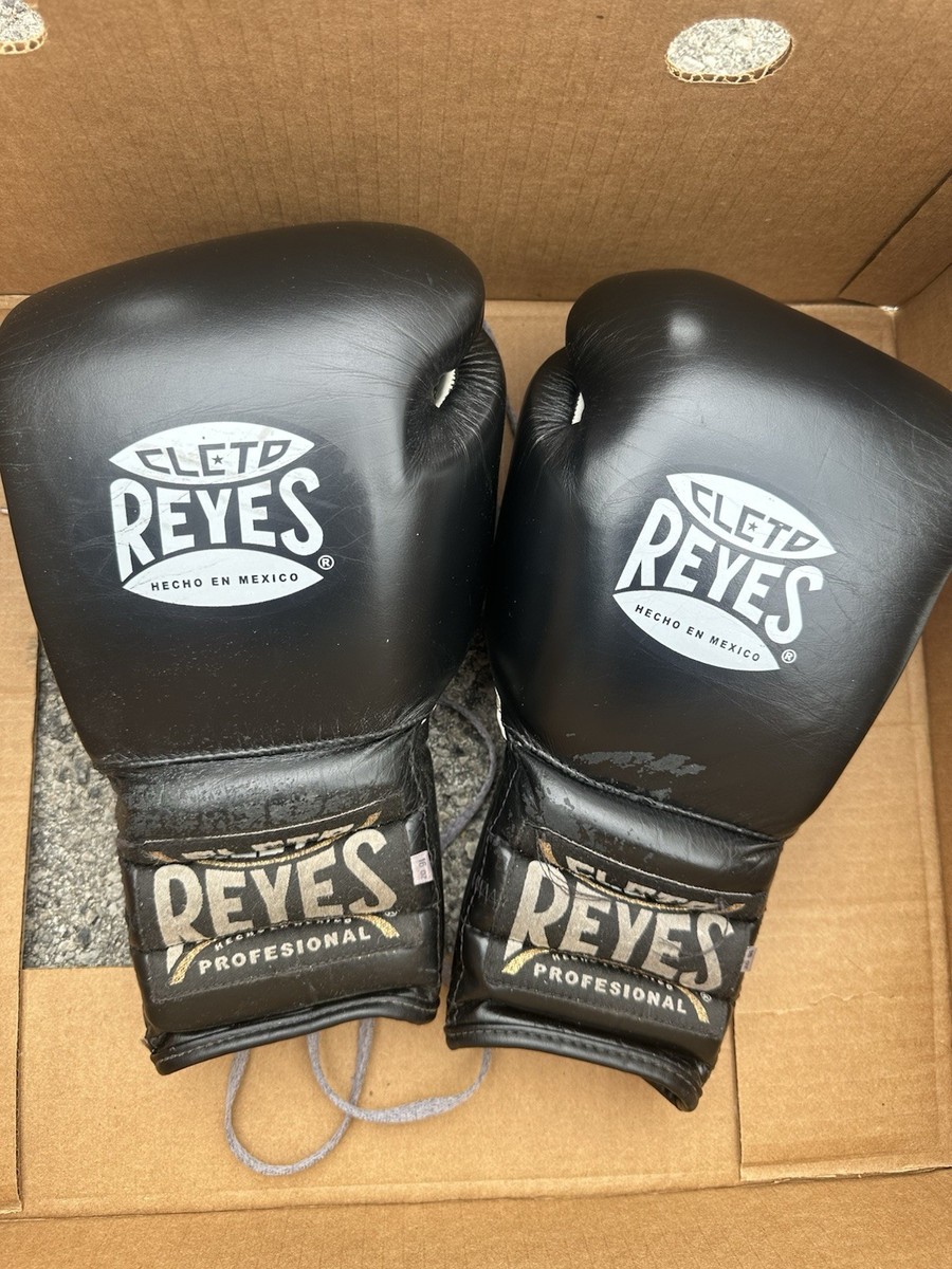 Cleto Reyes Training Boxing Gloves- Laceup Black 16oz - USED Pre