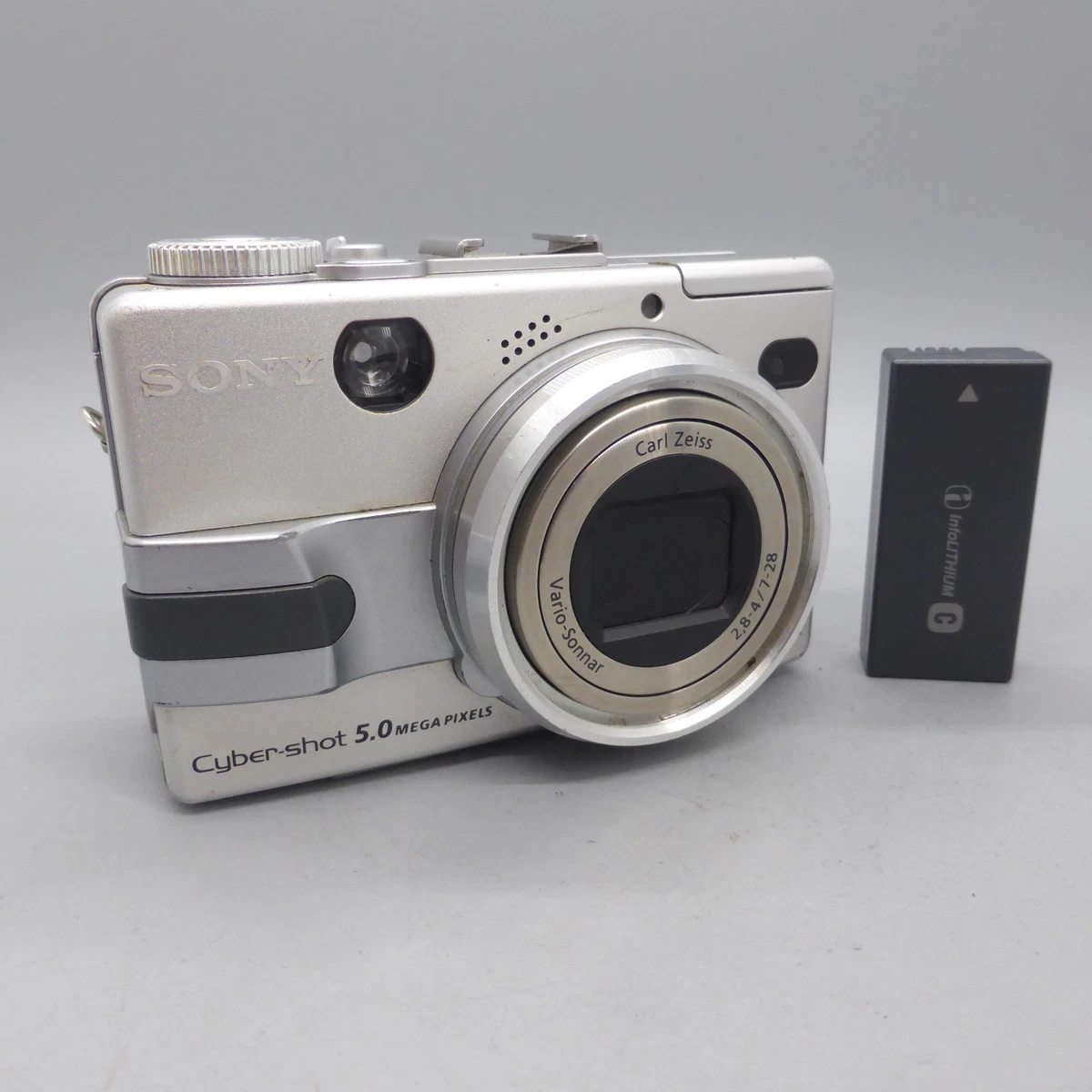 デジタルカメラ SONY DSC-V1#881 Sony DSC-V1 5-megapixel digital