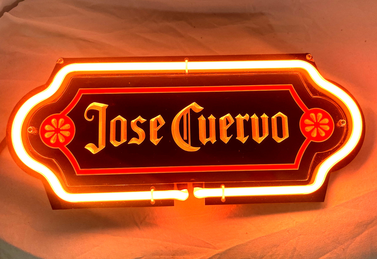 Jose Cuervo(ホセクエルボ) LEDサイン Jose Cuervo(ホセクエルボ) LED
