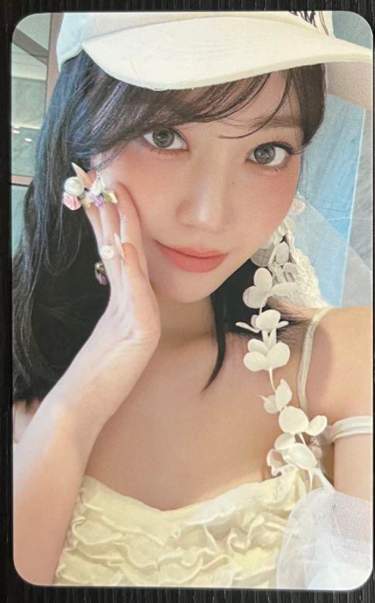 直筆サイン トレカ CRAZY サクラ 宮脇咲良 사쿠라 sakura 宮脇咲良