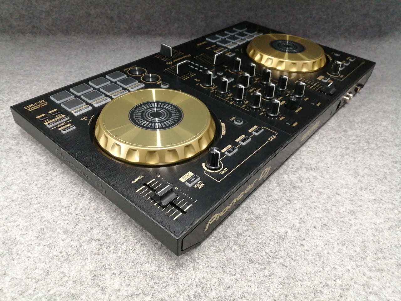 ddj-sb3 限定色ゴールドのddj