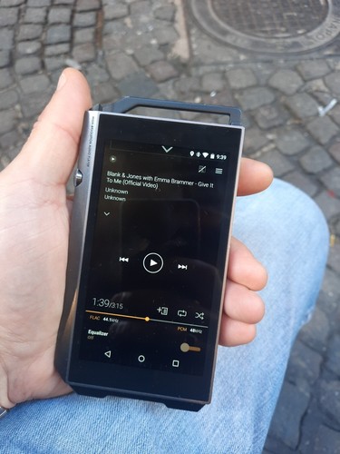 Pioneer XDP-100R-K Digital Hi-Res Digital Audio Player 32GB Black