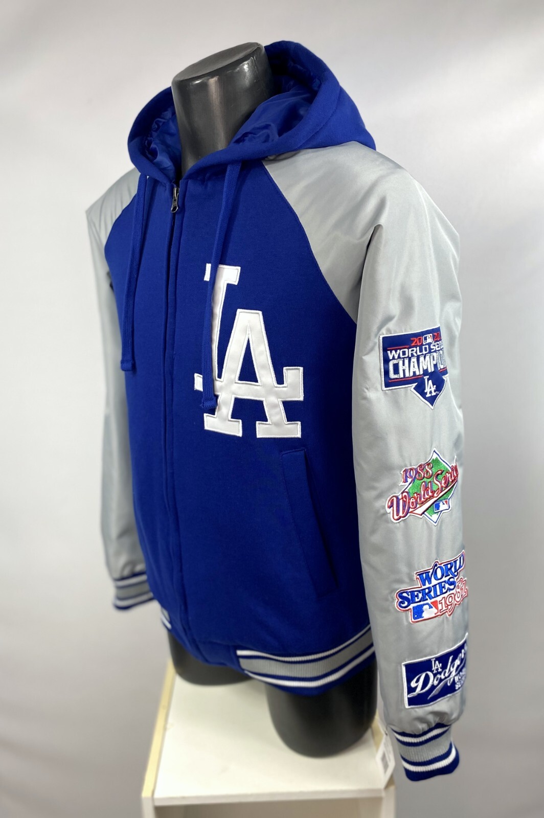LOS ANGELES DODGERS 7 TIME WORLD SERIES CHAMPIONSHIP Hooded Jacket