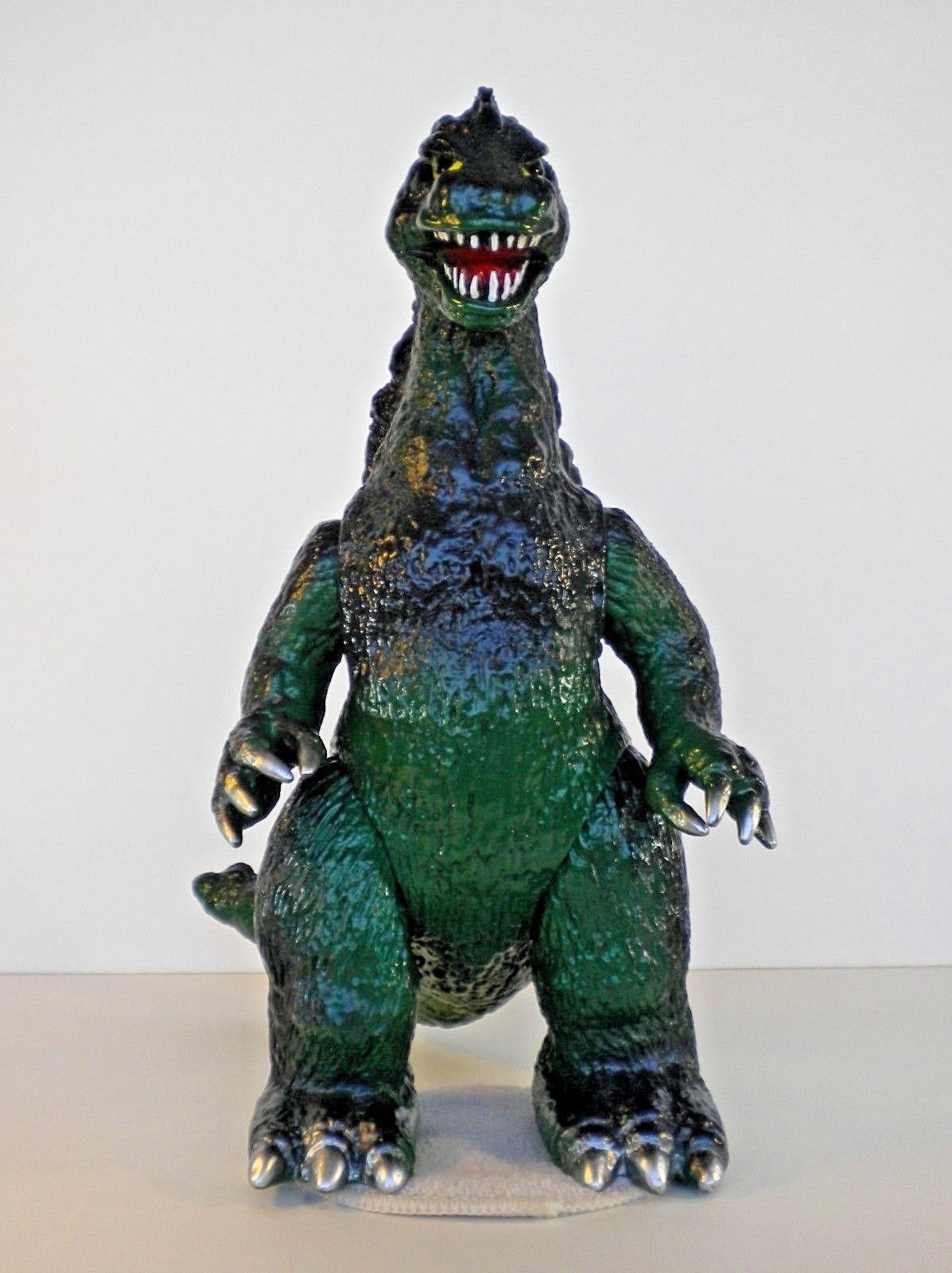 B-CLUB / BANDAI 2001 - ORIGINAL BULLMARK GIANT GODZILLA MOLD