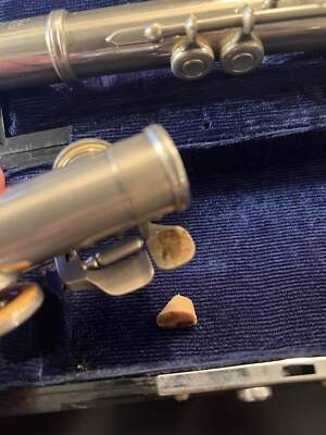 YAMAHA YFL-23 Flute Second hand NICKEL SILVER INSTRUMENT with case