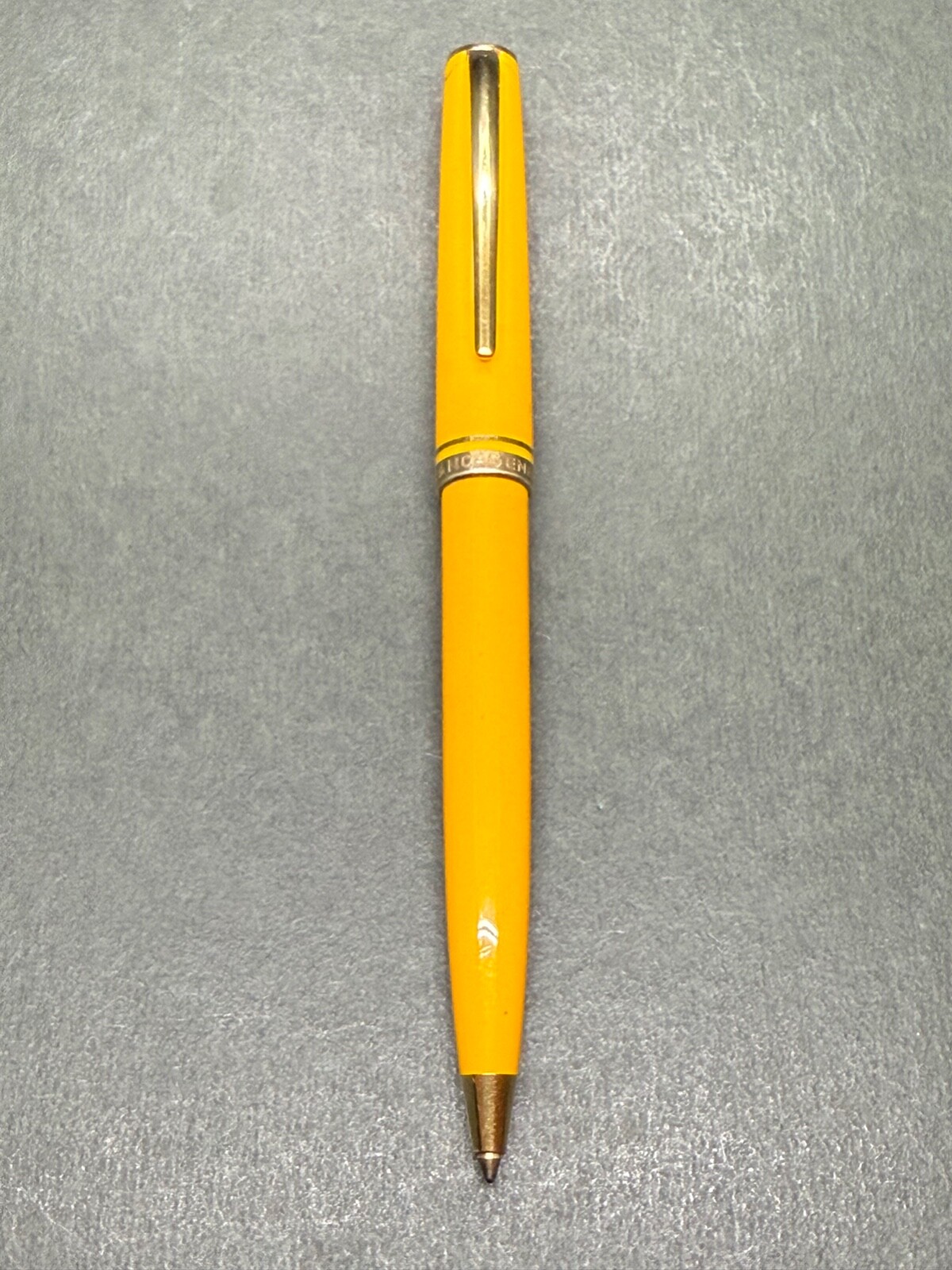 Excellent] MONTBLANC GENERATION Yellow GT Vintage Twist Ballpoint