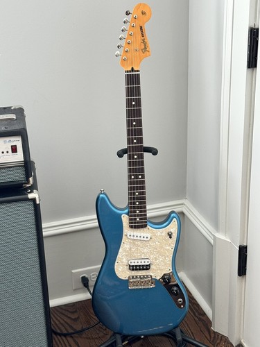Fender Made in Japan Limited Cyclone Lake Placid Blue Electric
