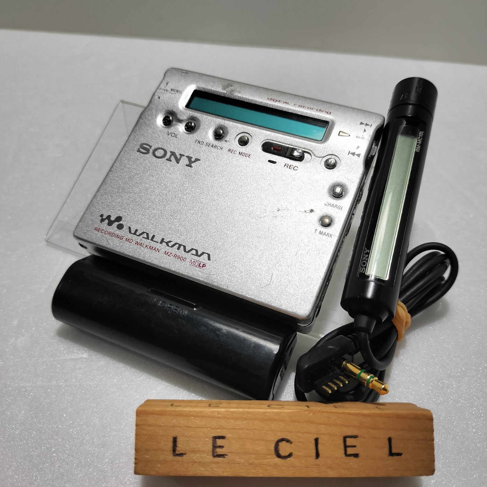 SONY MDウォークマンMZ-R900 ポータブルMDプレーヤー動作品 SONY