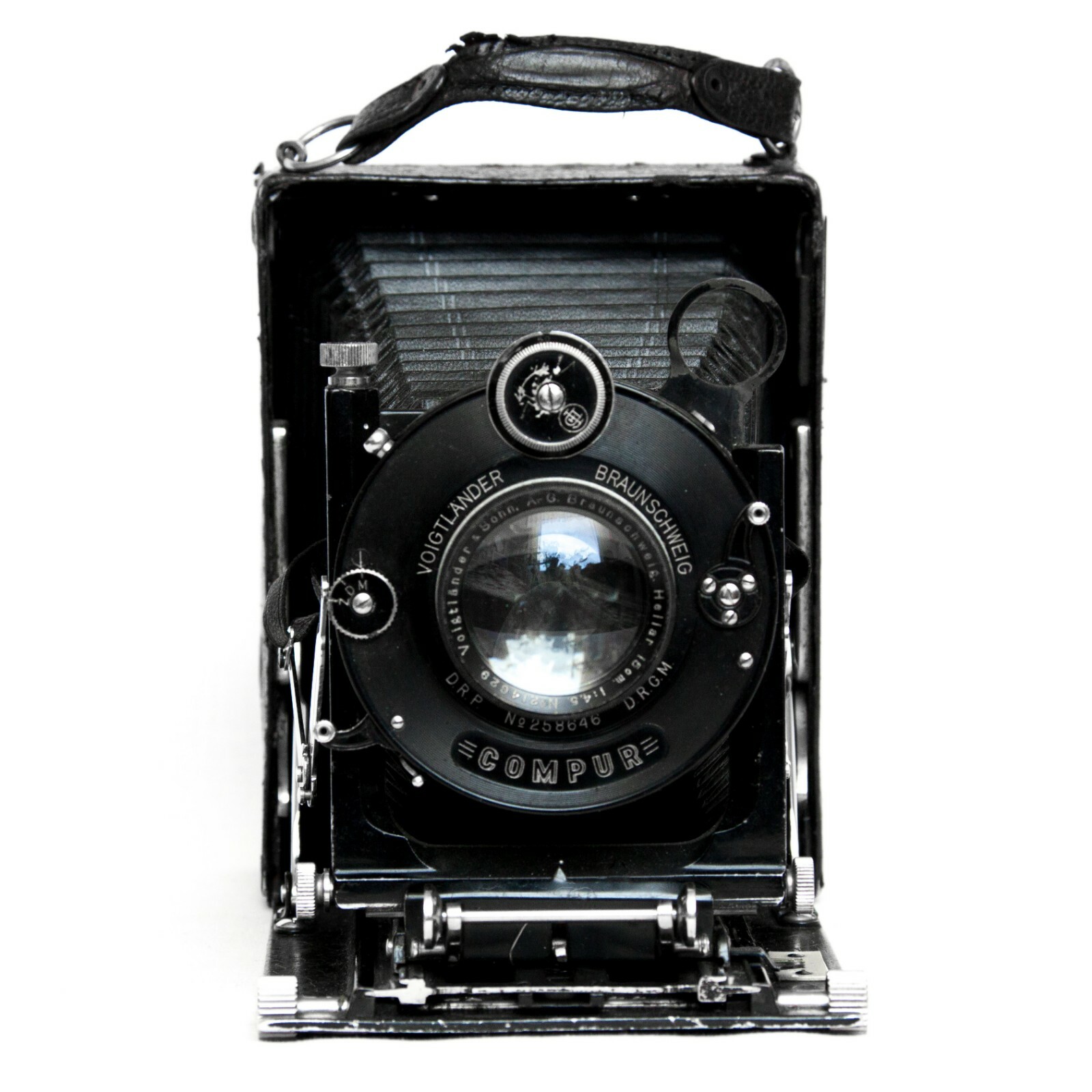 1920s Voigtlander Bergheil Camera with HELIAR LENS 15cm 150mm 4.5