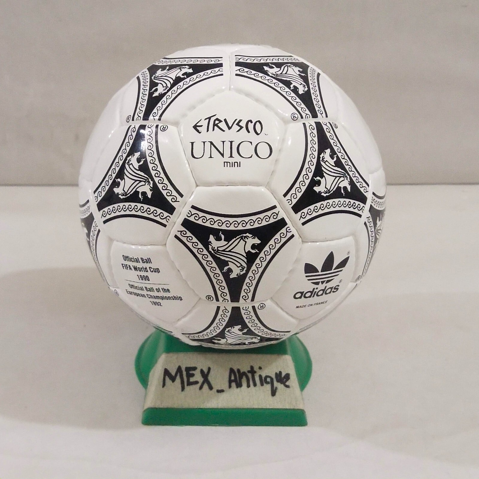 Adidas Etrusco Unico - Official Match Ball - FIFA World Cup 1990