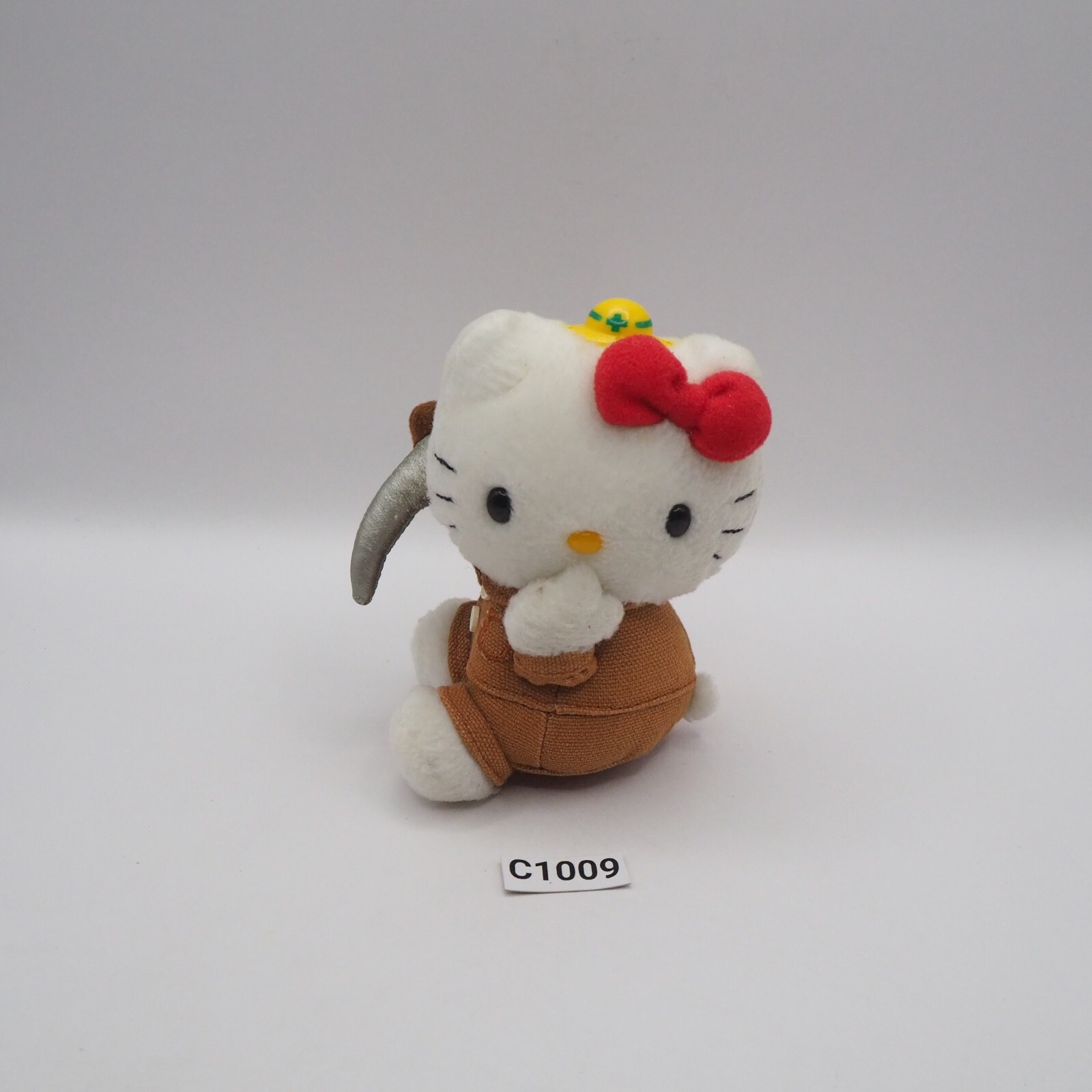 Hello Kitty C1009 Sanrio wooden pickaxe Mining Kurobe JUNK PLush