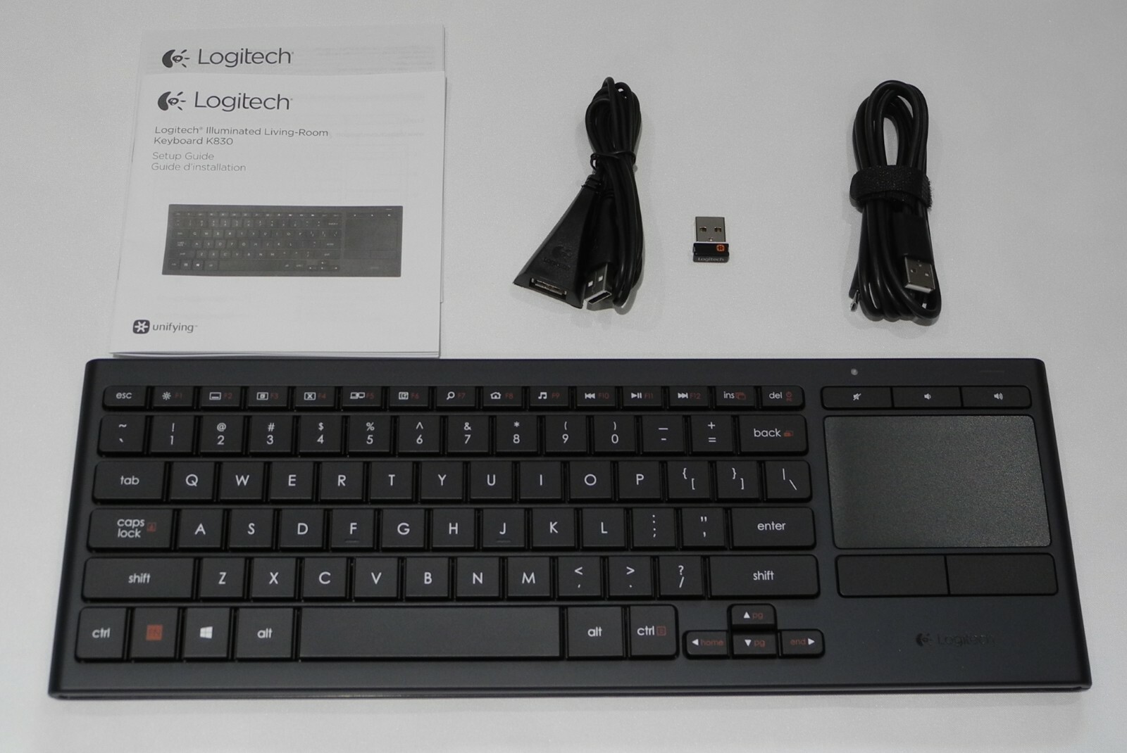 Logitech Media K830 TV ワイヤレスキーボード 英字配列 Amazon.com