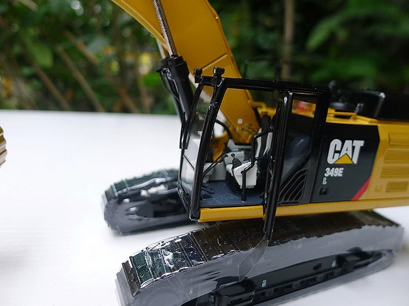 CCM 1/48 Scale CAT 349E L Hydraulic Excavator Diecast Model Toy