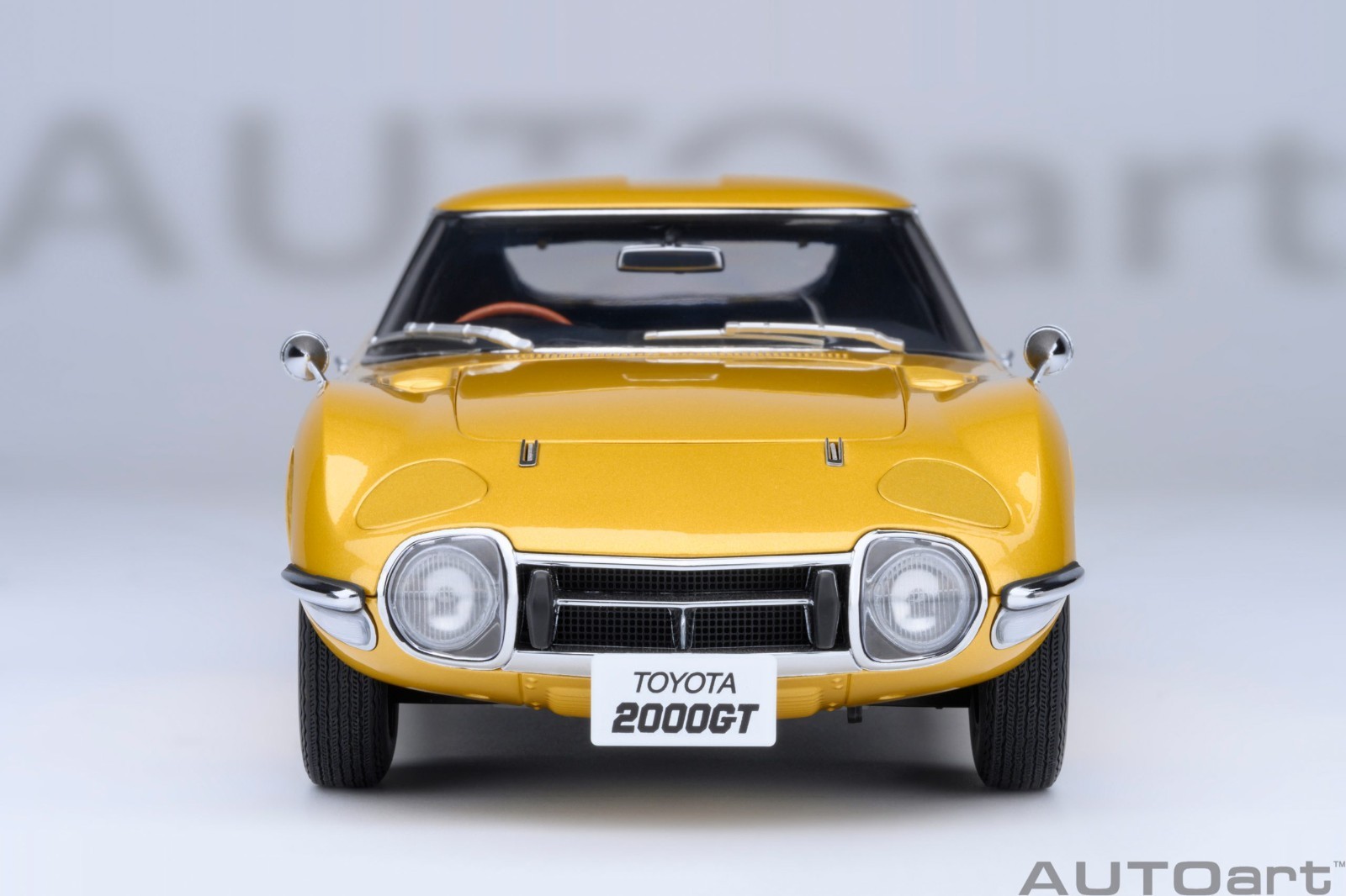 1/18 Toyota 2000GT RHD 1967 Gold Metallic Composite Model Car By