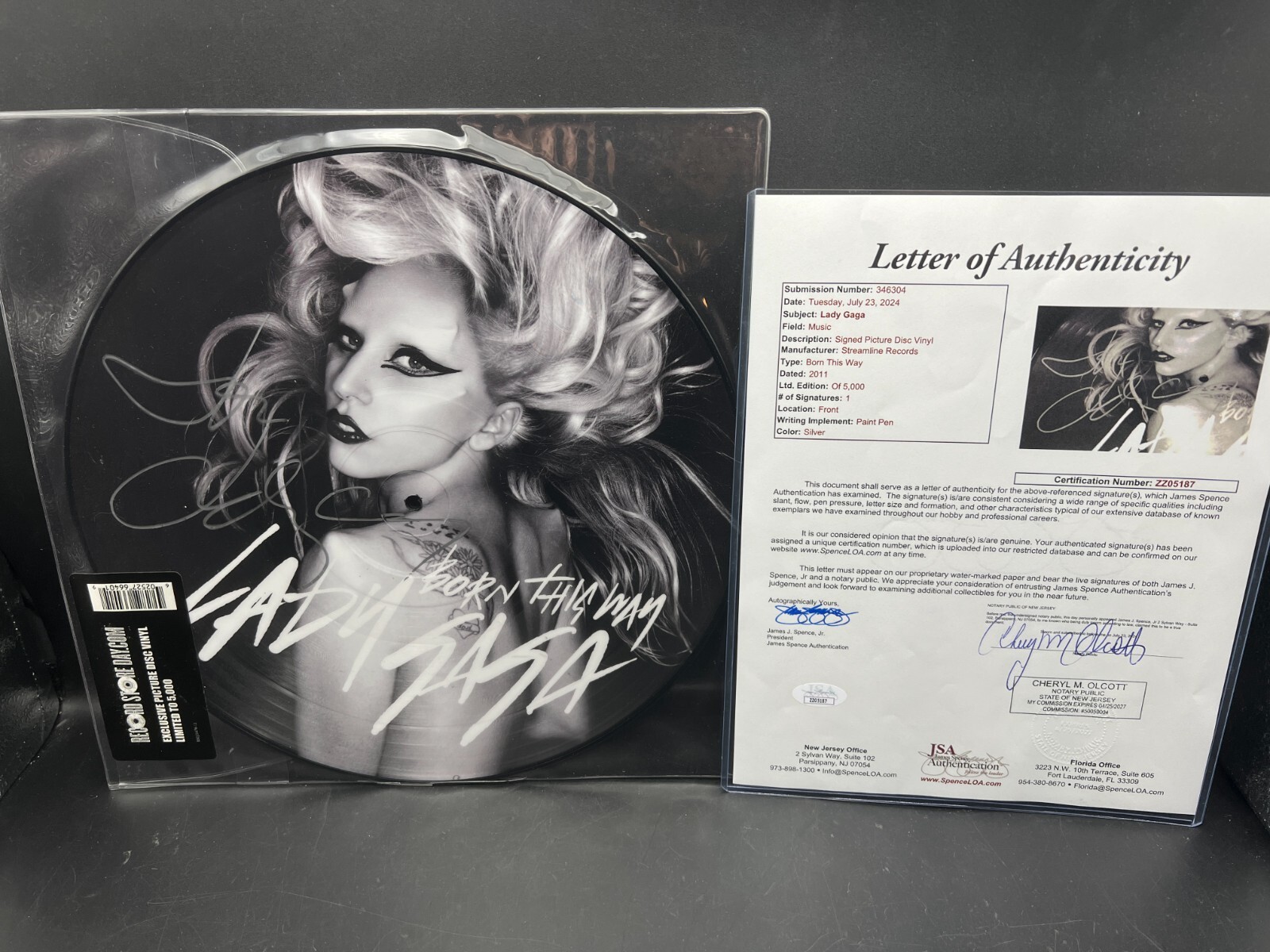 Lady Gaga Signed Autograph Born This Way RSD Picture Disc Vinyl