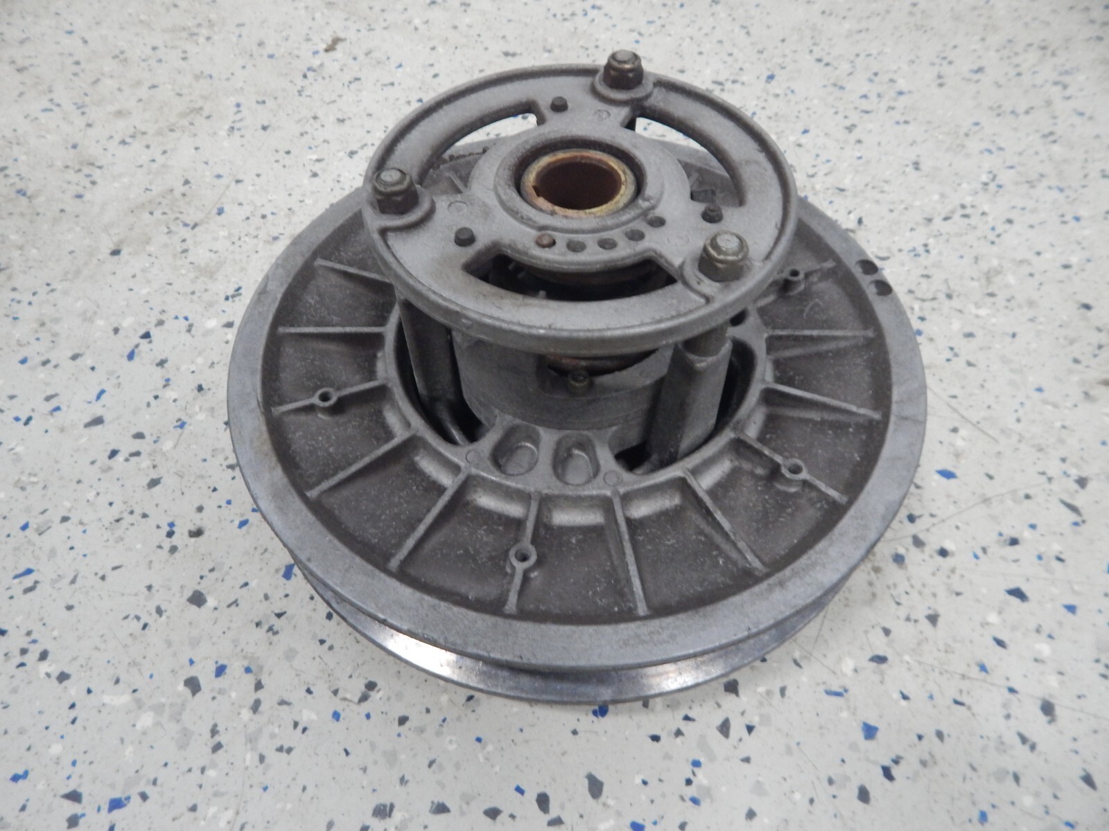 ARCTIC CAT SNOWMOBILE 1996 Z 440 SECONDARY DRIVEN CLUTCH 0726-074