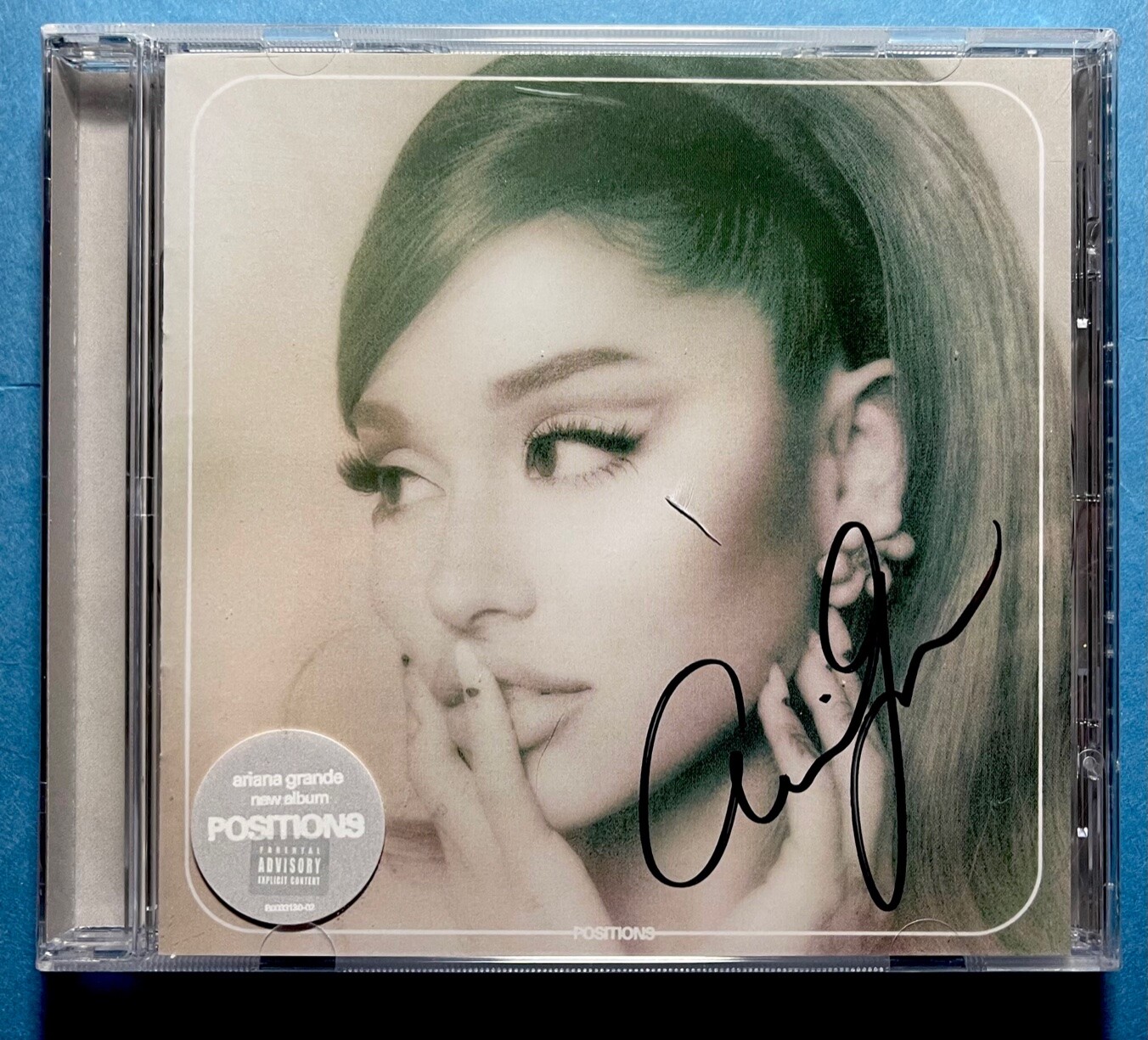 アリアナ・グランデ 直筆サイン入りCD Ariana Grande - FULL Autograph