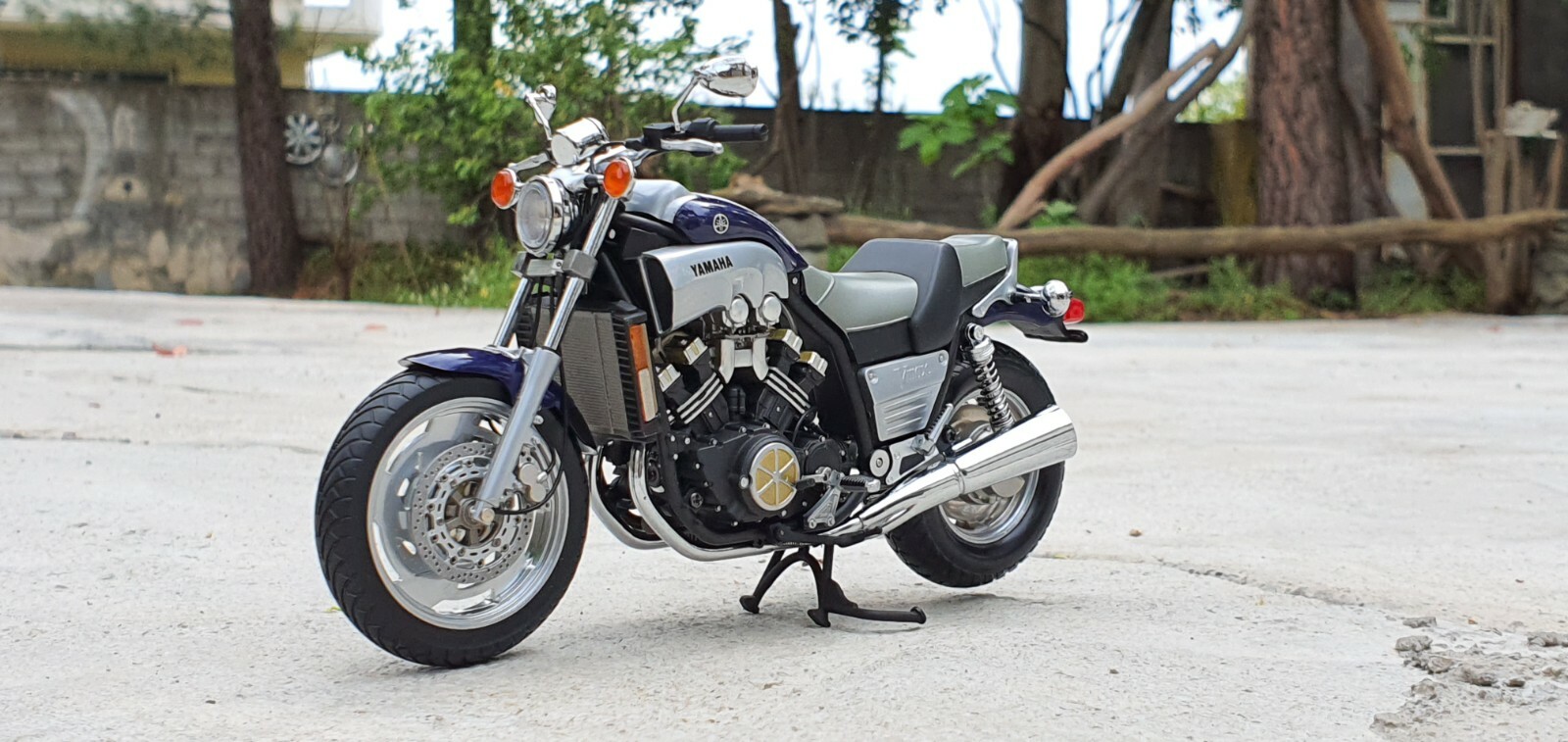 1:12 Yamaha V-Max 1200 1993 By Minichamps Blue 122 163700 | eBay