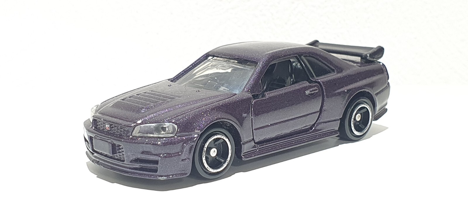 1/62 Tomy Tomica NISSAN SKYLINE GT-R R34 NISMO Z-TUNE PURPLE