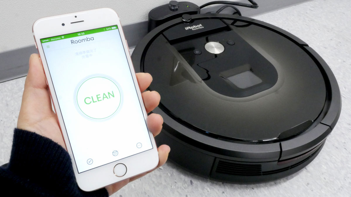 お掃除ロボ「ルンバ」が頭脳派に、スマホ操作可能＆カメラ搭載で部屋の