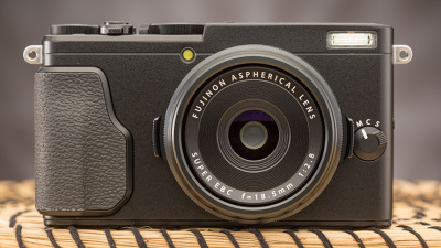 Fujifilm X70 Review | PCMag