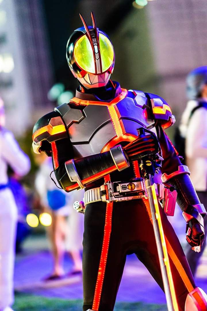 仮面ライダーファイズ 1/1 着用可能ヘルメット (コスプレ・特撮用