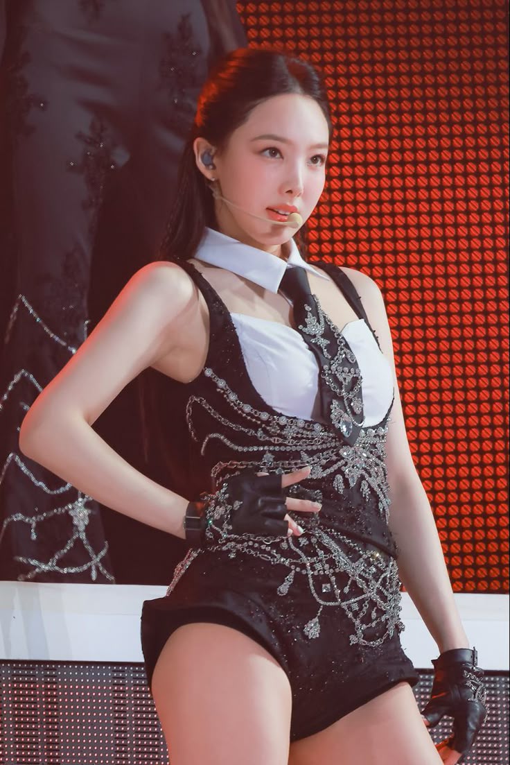 TWICE サナ ユニフォーム twice サナ ユニフォーム 商品詳細ページ