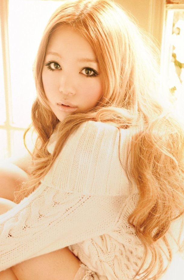 西野カナ X 君って + ViVi November 2010 issue