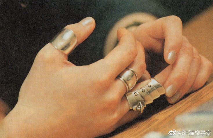 レア】椎名林檎さん『シルバー猫リング』 レア】椎名林檎さん