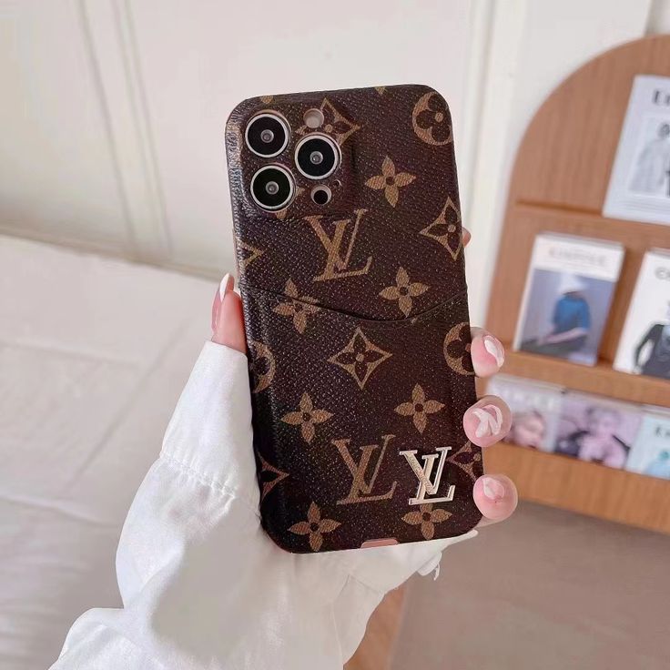 LOUIS VUITTON iPhoneケース14pro max