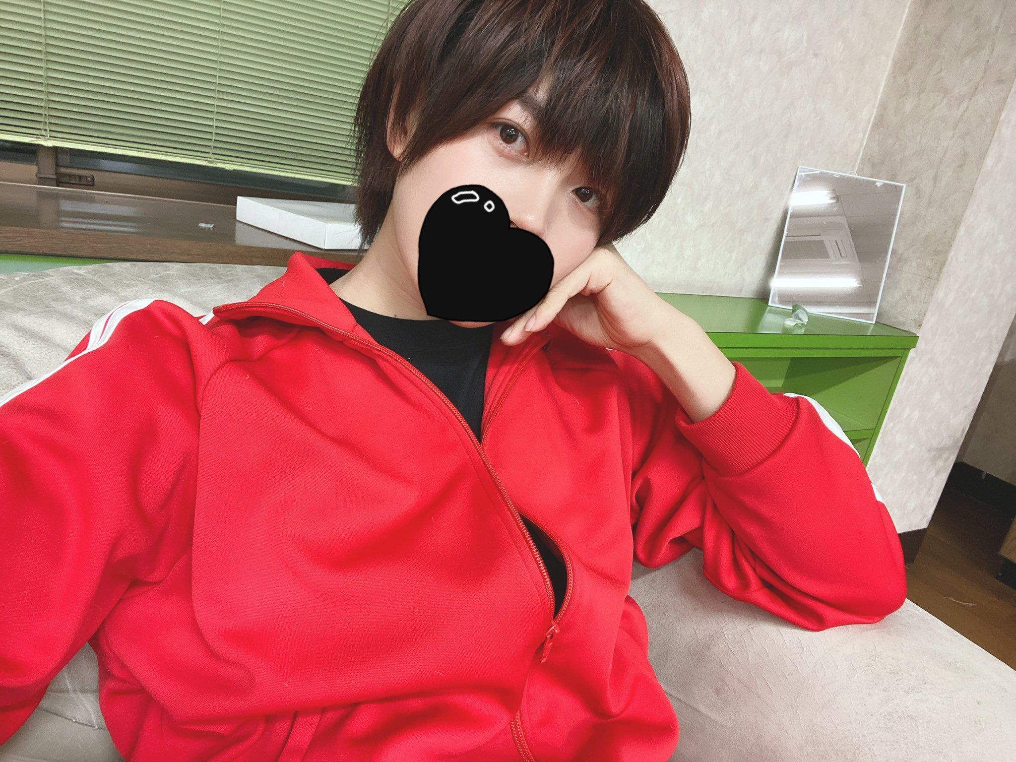 坂田くん」のアイデア 29 件 | 坂田, あほの坂田 歌い手, 歌い手 顔