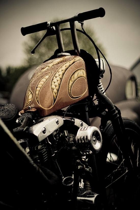 ピーナッツタンクハーレーショベルヘッドパンヘッドナックルヘッド