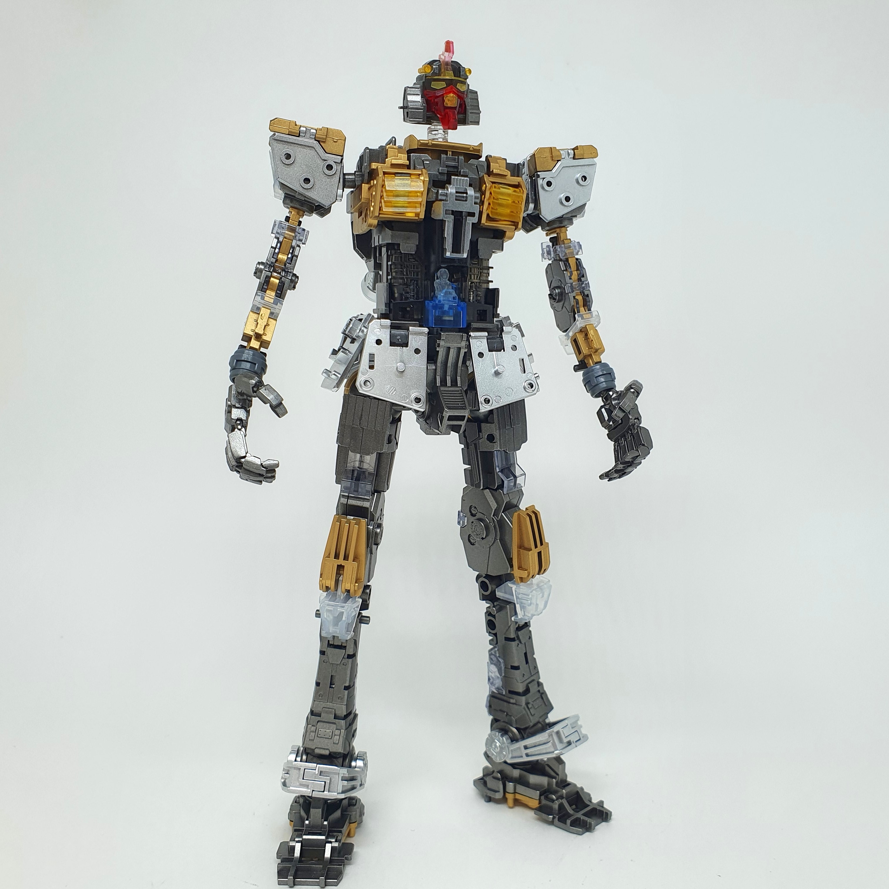MG RX-78-2 Gundam Ver. 3.0 Clear Color (Painted Inner Frame) : r