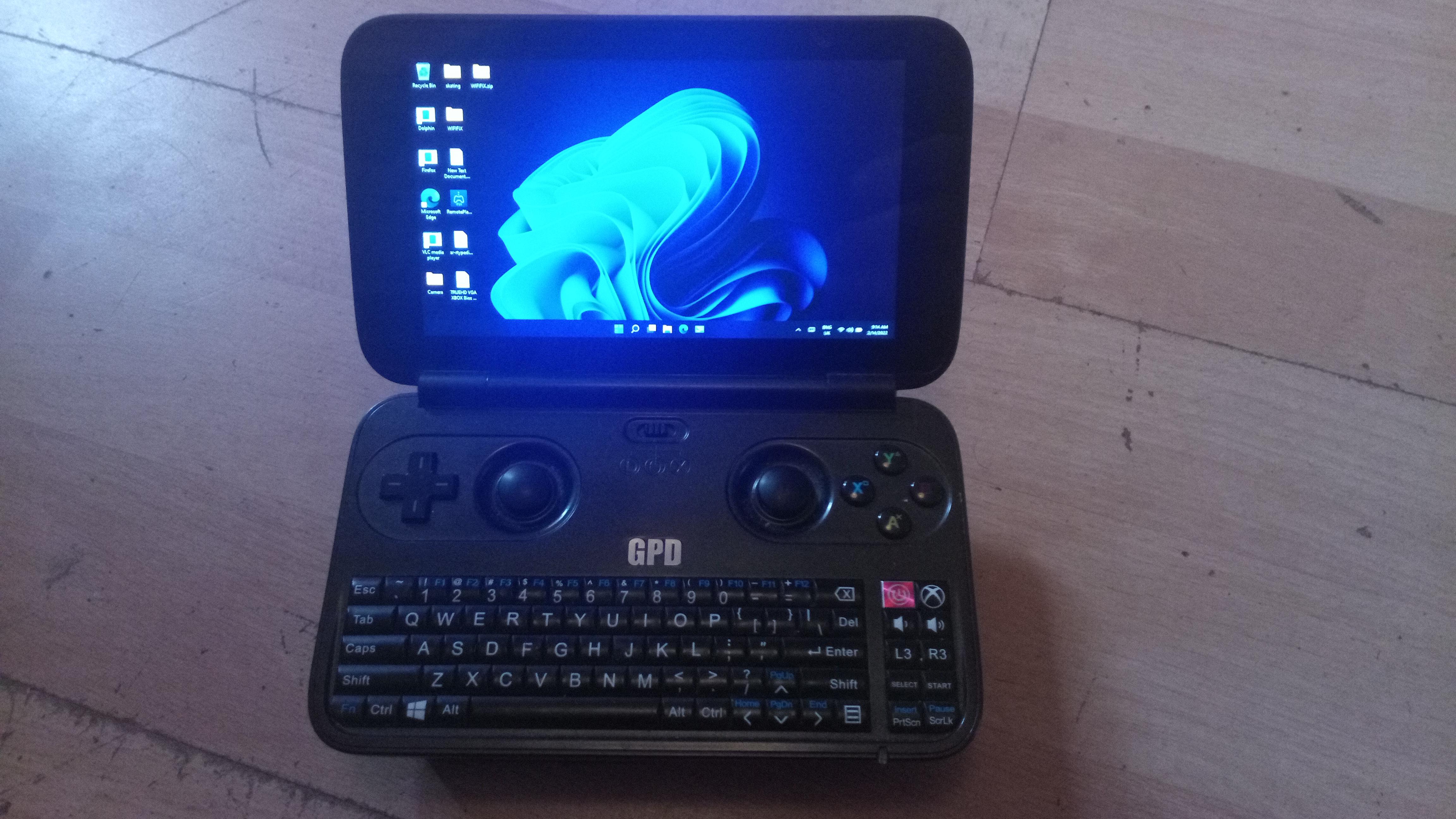 GPD WIN 初代？UMPC】【ジャンク】GPD WIN(初代) ジャンクの超美品初代