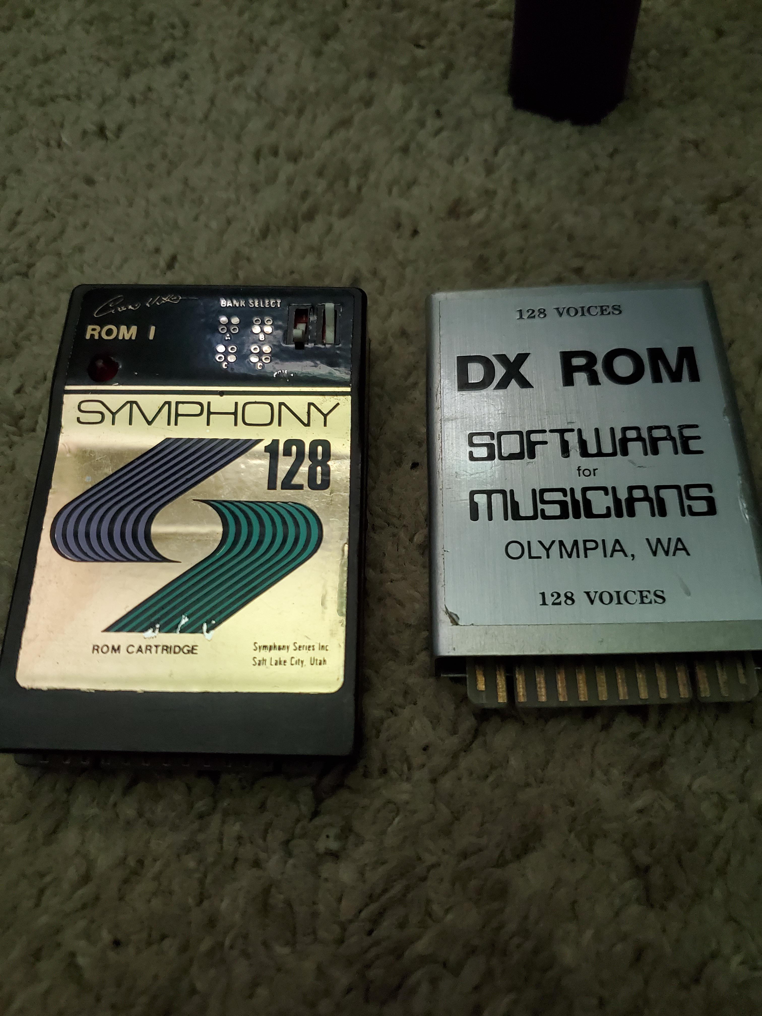 Yamaha DX7のROMカートリッジについて調べてるんだけど。これ詳しい人