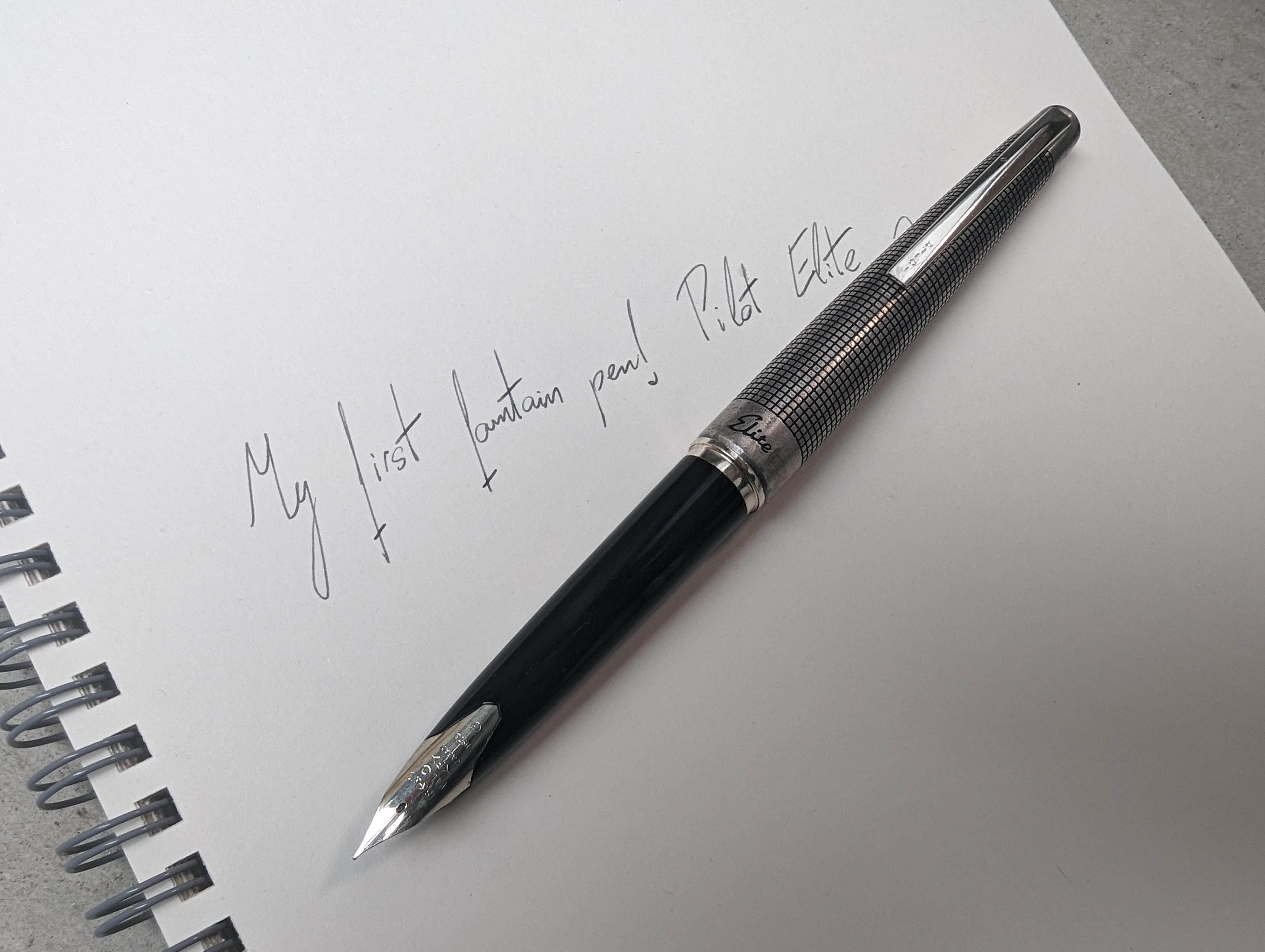 初めての万年筆 - ヴィンテージ パイロット エリート : r/fountainpens