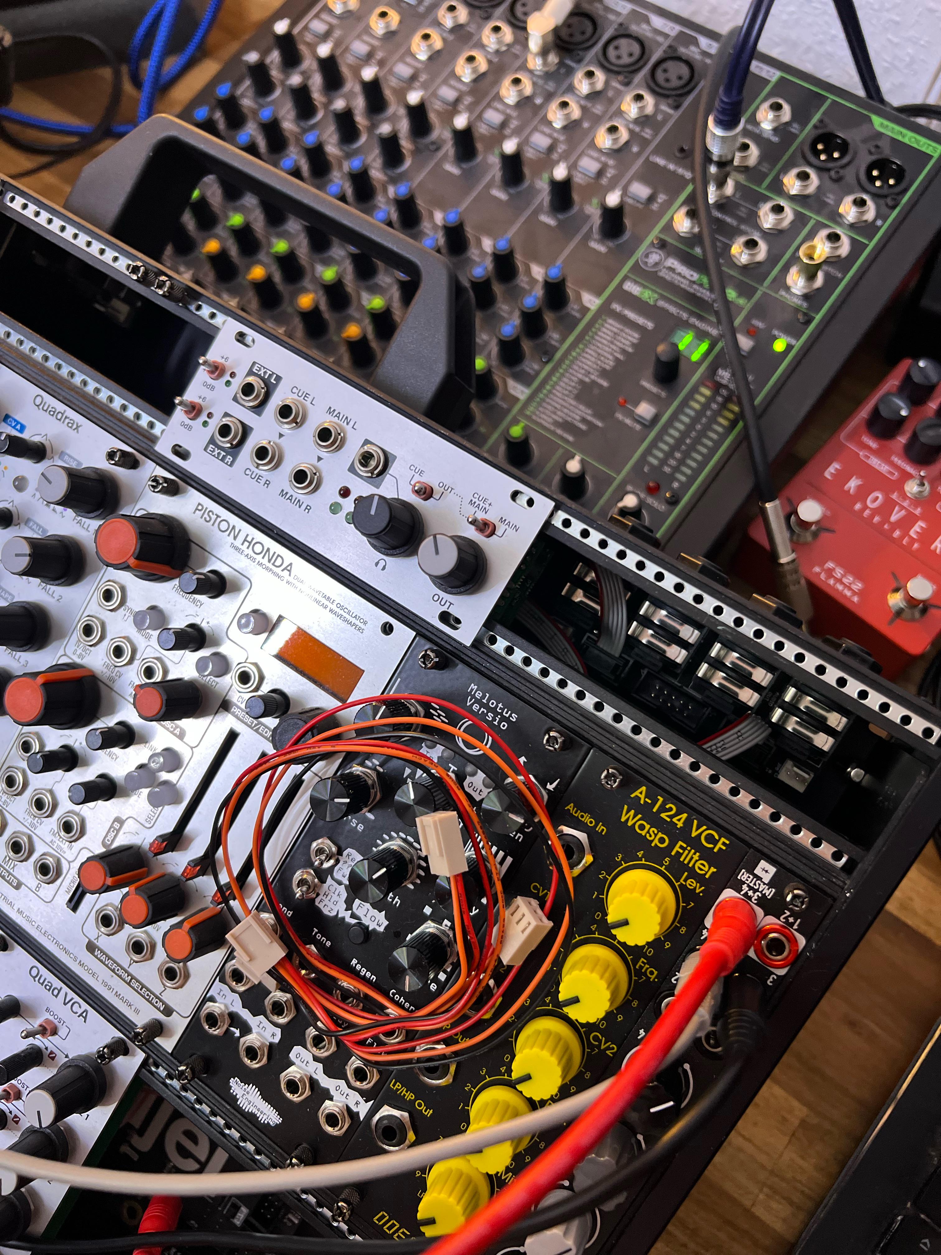 Intellijel Stereo I/O 1U : r/modular