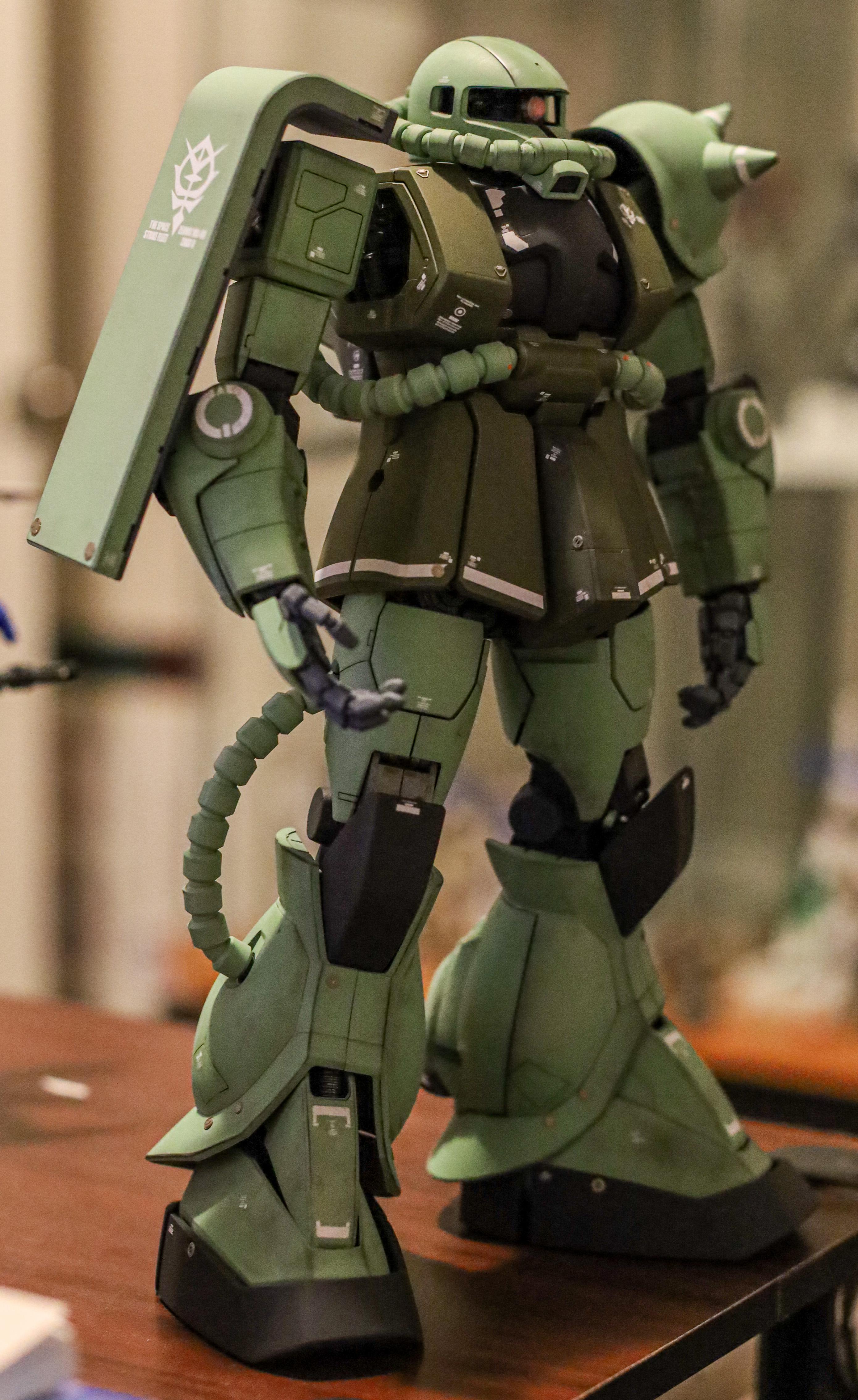 PG ザクII : r/Gunpla