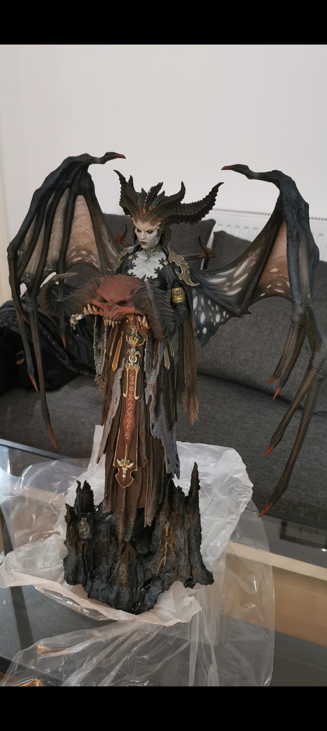 Blizzard Diablo IV - リリス像 プレミアム