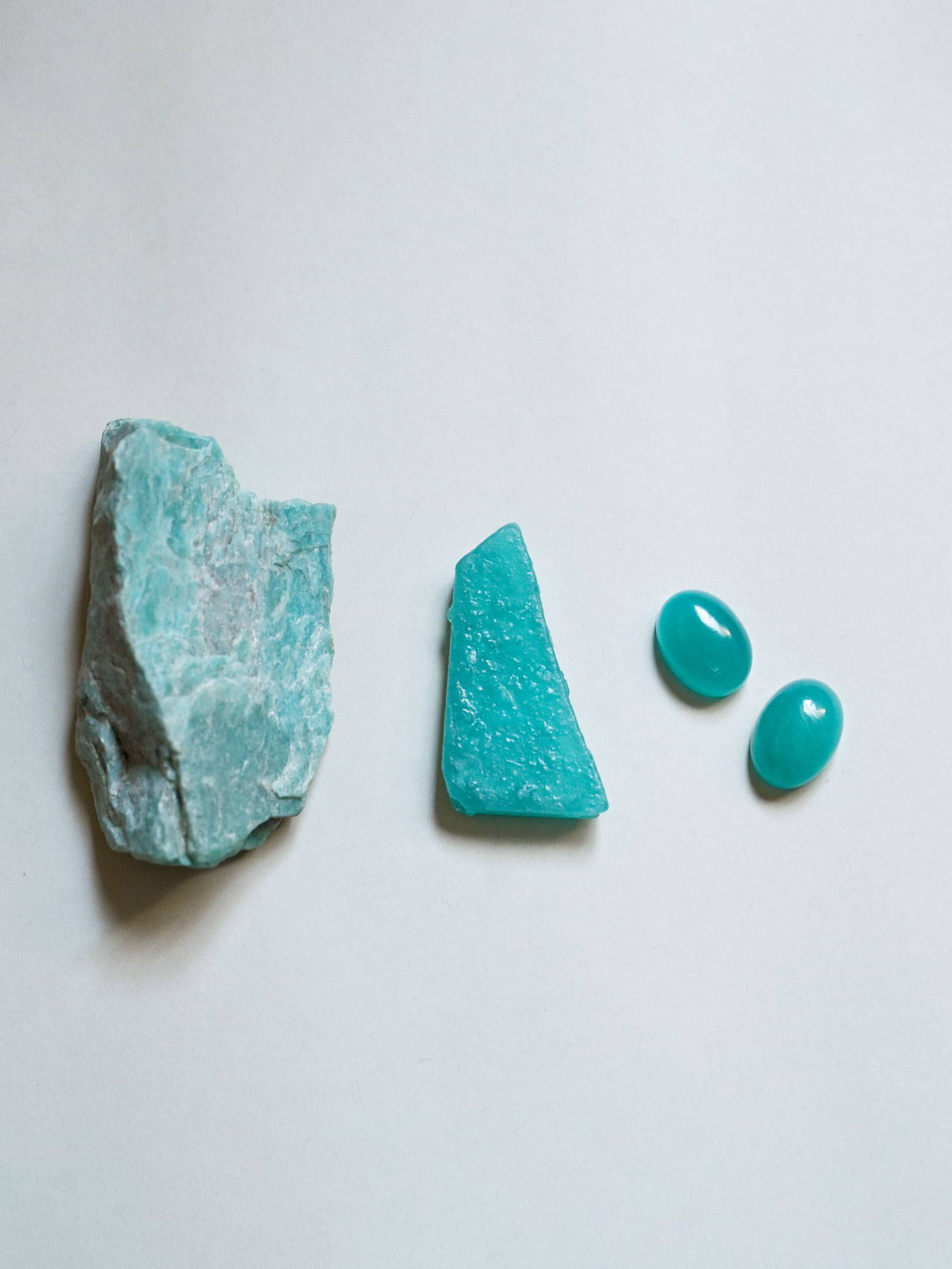 緑響く青 – MEDERU