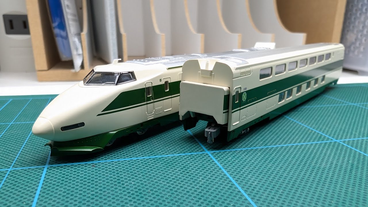 NゲージTOMIX新幹線200系2000番台16両編成 少々難あり NゲージTOMIX
