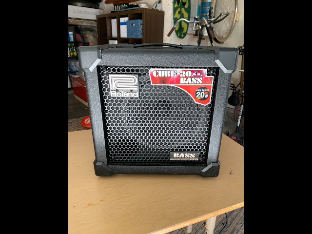 ベース Roland CUBE-20XL BASS Roland CUBE-20XL BASS - Compact Bass