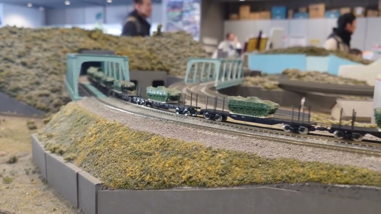 自衛隊機材輸送 73式装甲車 TOMIXチキ 加工品 自衛隊機材輸送 73式