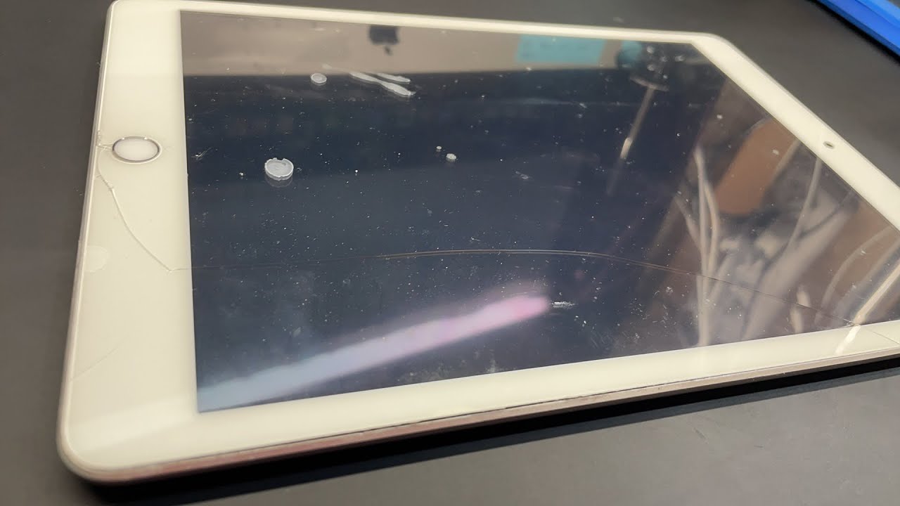 画面割れあり】iPad 第8世代 128GB A2270 大阪北浜店にお任せ! iPad