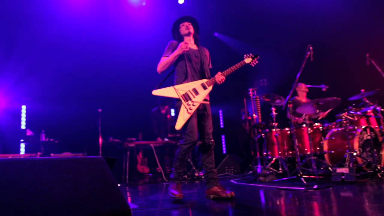 MANNISH BOYS(斉藤和義×中村達也) - 「Mach Venus」 Live at Zepp